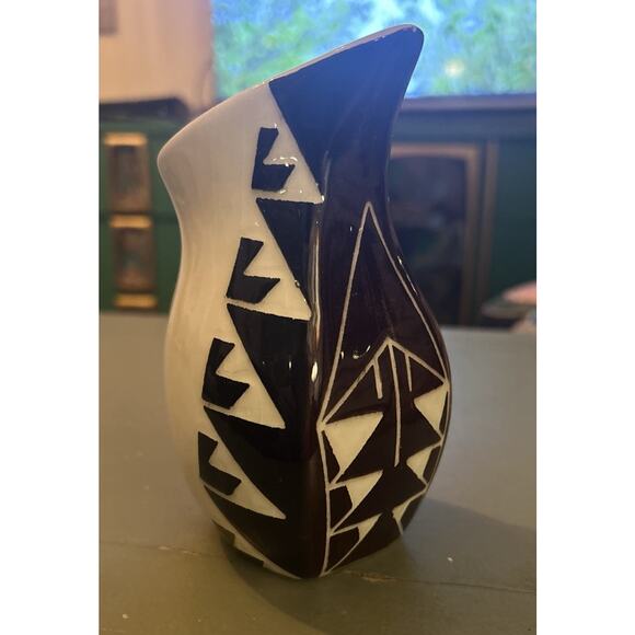 Vintage Signed Sioux Carved Pottery Vase Swift Eagle Native American Art Decor - Picture 7 of 7